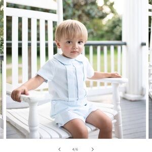 Southern Siblings Light Blue Heirloom button set